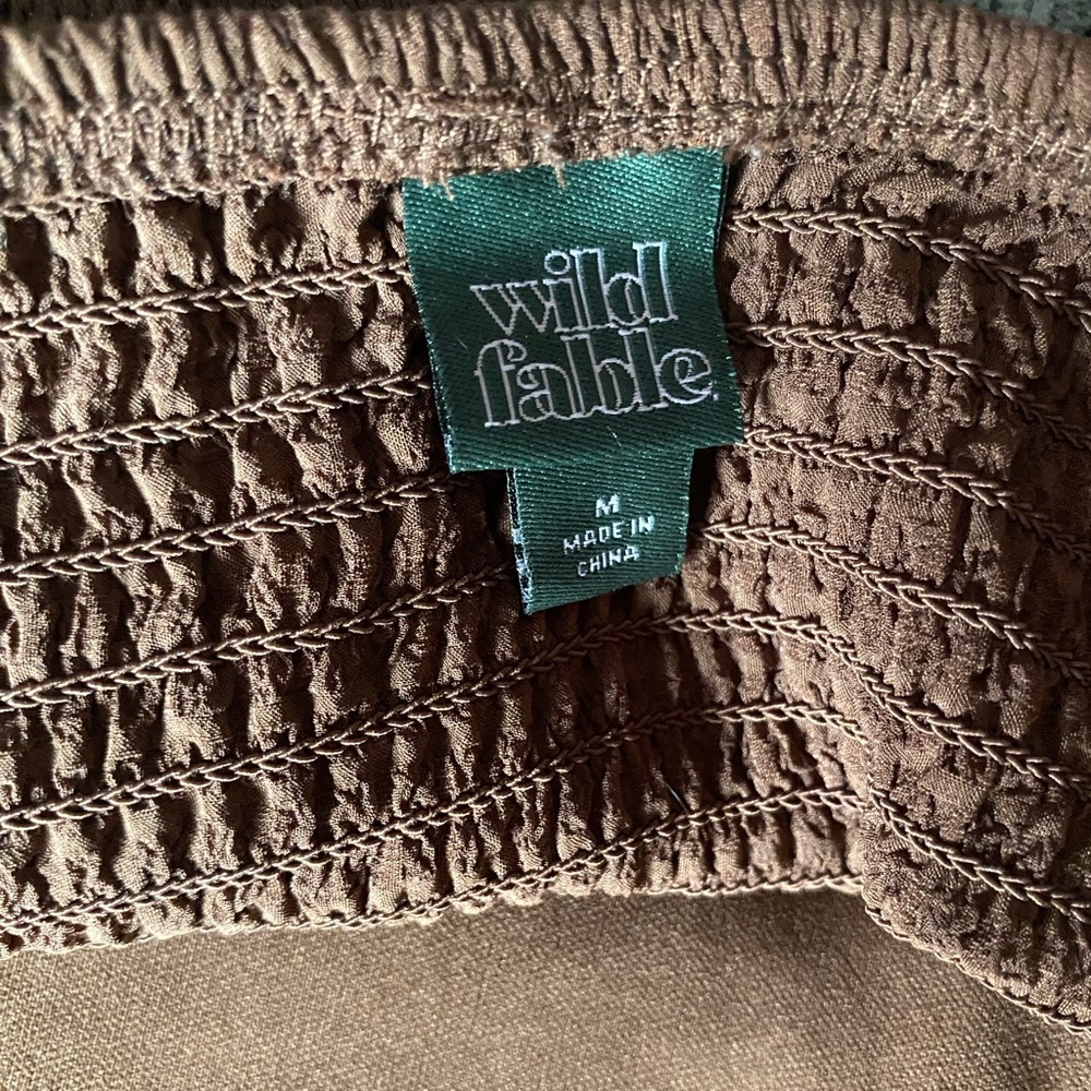 brown off-the-shoulder shirt in size M - Picture 3 of 4